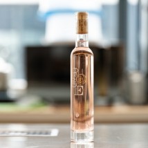 逸湖葡萄紅酒	200ml